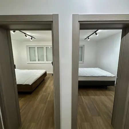 Warm Bright With Fast Wi-fi Free Parking Apartment
