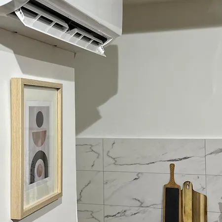 Warm Bright With Fast Wi-fi Free Parking Apartment Skopje